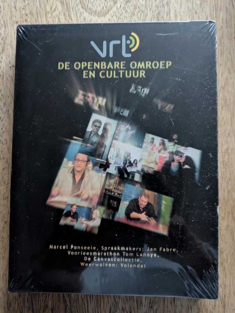NIEUW dvd box VRT De openbare omroep en cultuur, Cd's en Dvd's, Dvd's | Tv en Series, Ophalen of Verzenden, Nieuw in verpakking