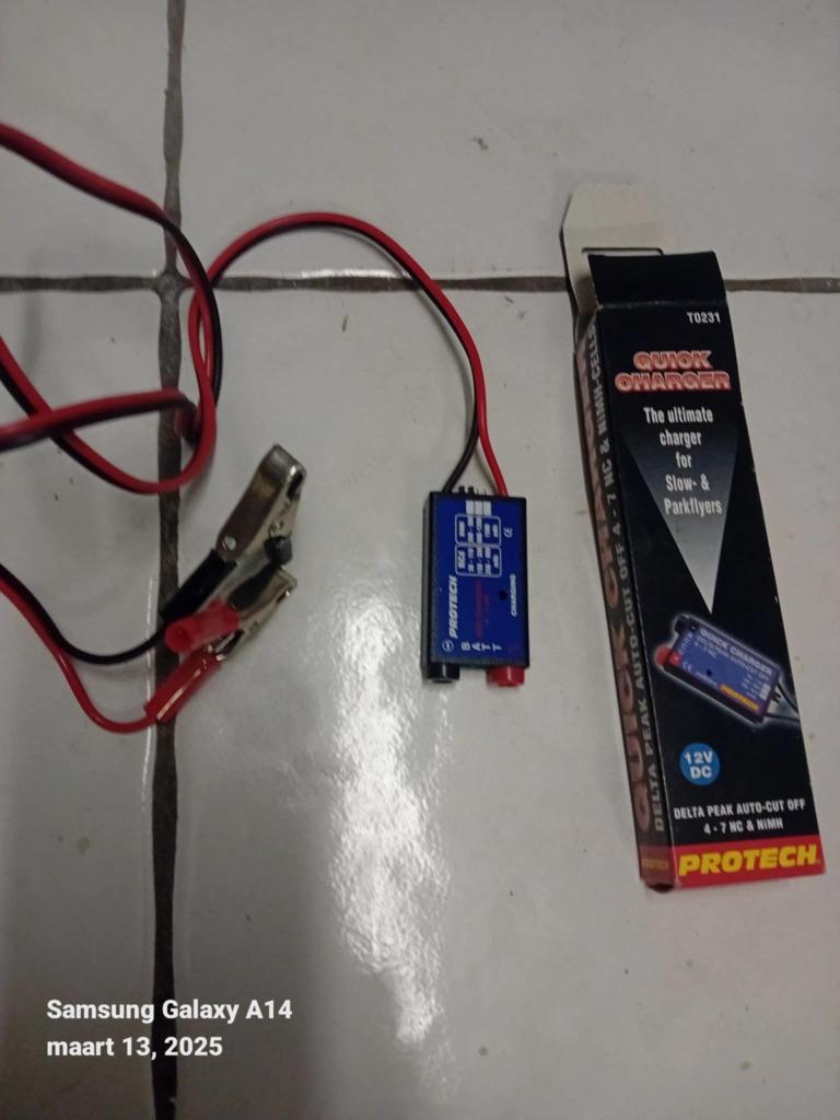 snellader (4-7cell) 12v, Hobby & Loisirs créatifs, Enlèvement, Neuf