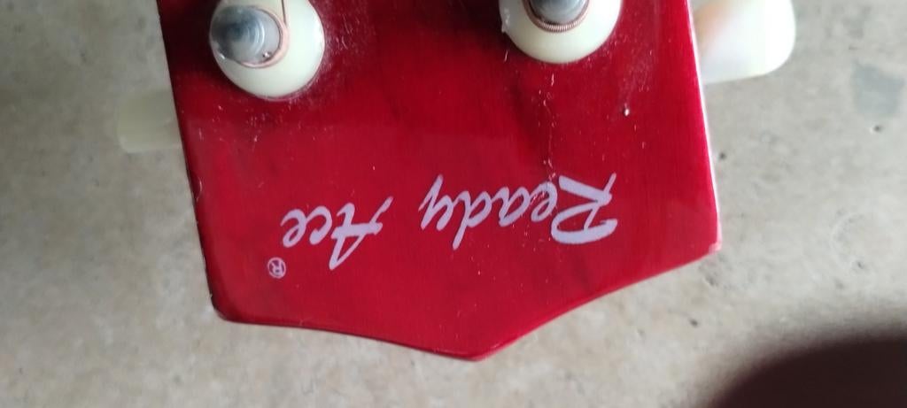 Gitaar, Ophalen