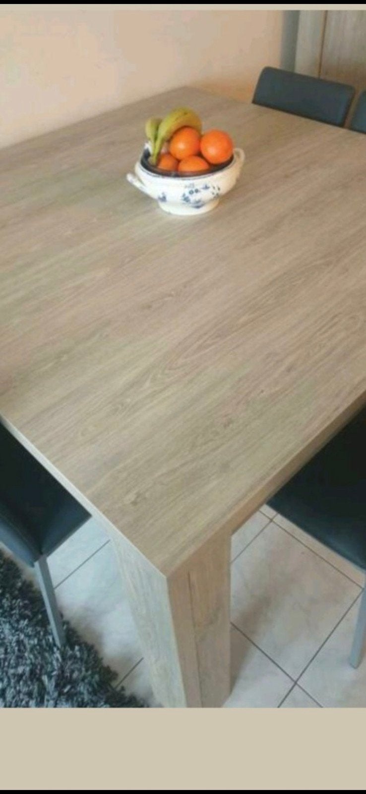 Moderne Tafel + 4 Stoelen, Huis en Inrichting, Ophalen