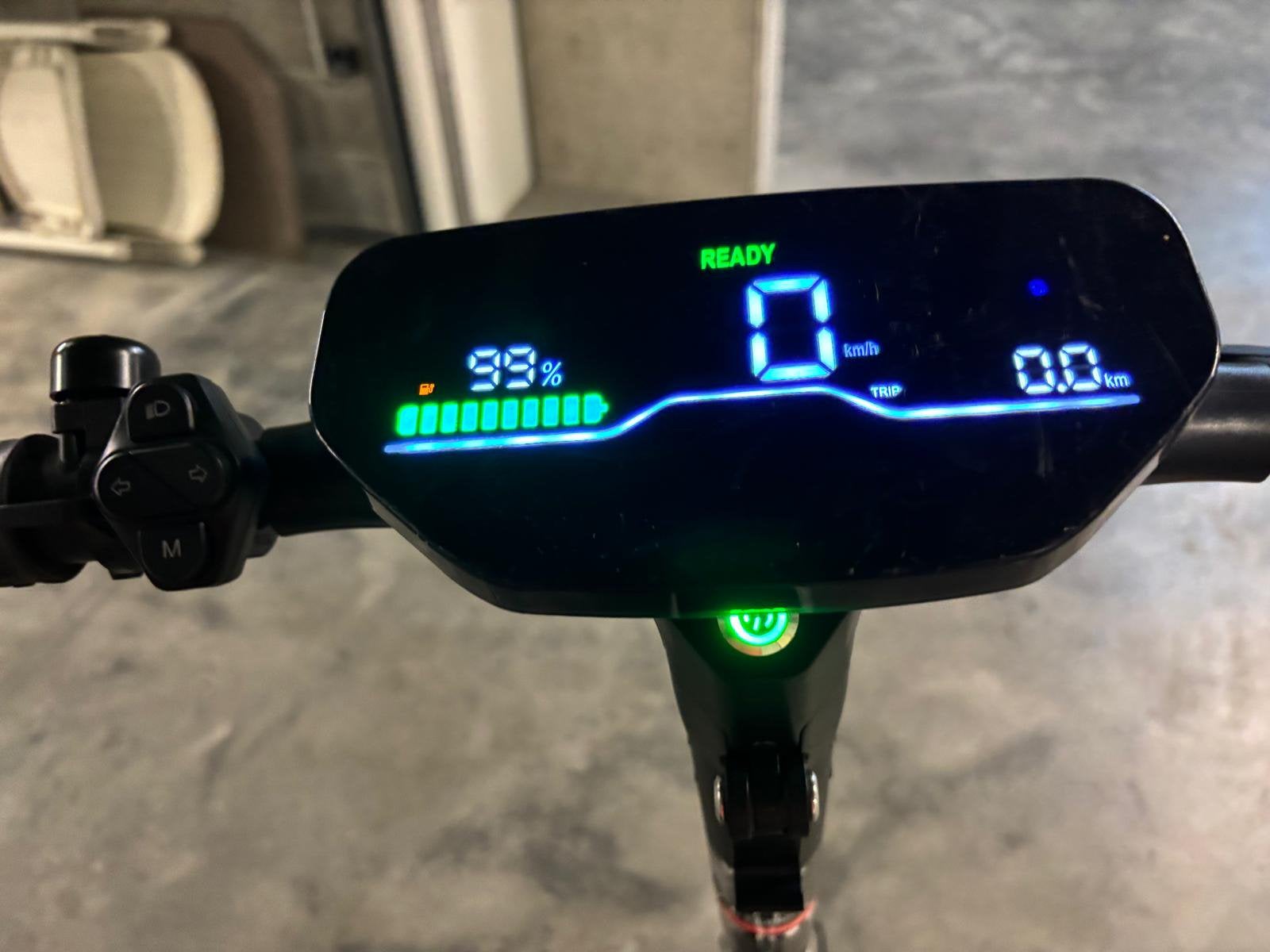 Step, Enlèvement ou Envoi, Comme neuf, Step électrique (E-scooter)