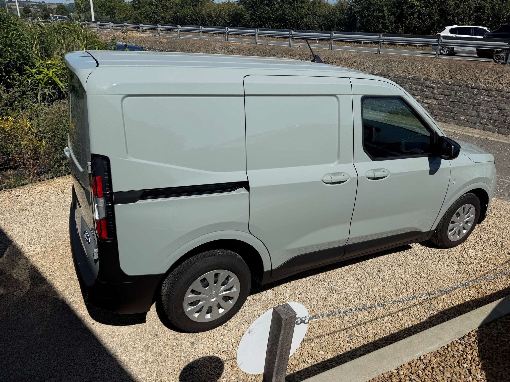 Ford Transit Courier Transit Courier 1.0 EcoBoost Trend Tren, Autos, Argent ou Gris, Achat, 998 cm³, Entreprise