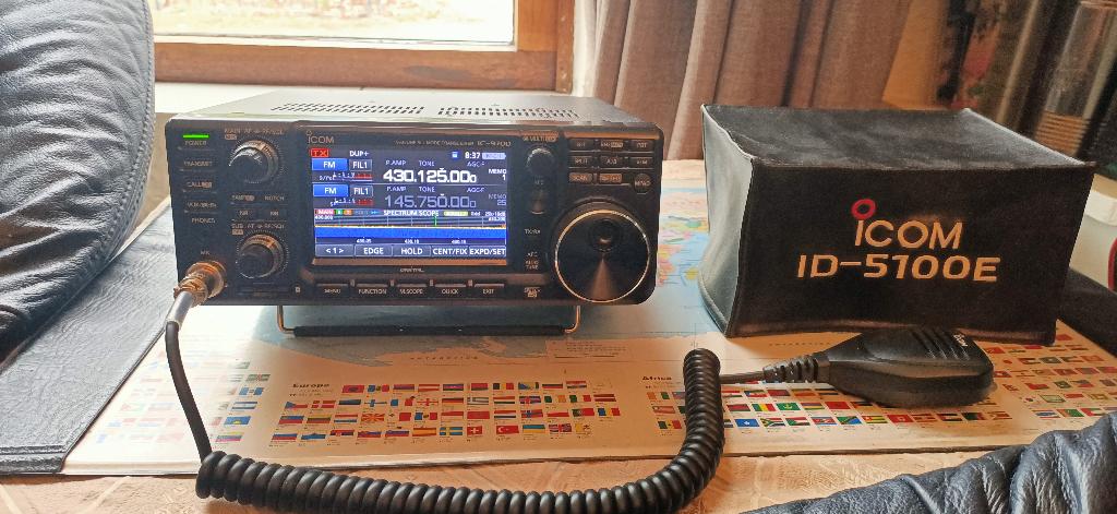 Icom IC-9700 VHF/UHF/SHF Allmode Transceiver, Télécoms, Enlèvement ou Envoi, Comme neuf, Émetteur et Récepteur