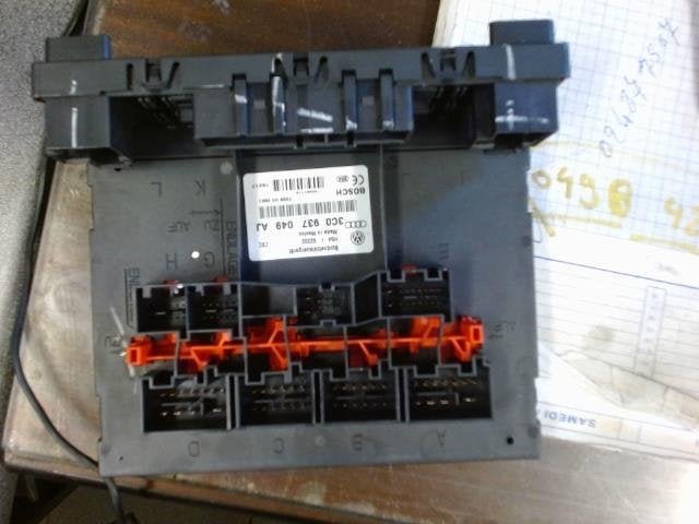 Module confort VOLKSWAGEN PASSAT B6 3C0937049AJ (222A), Autos : Pièces & Accessoires, Autres pièces automobiles, Volkswagen, Utilisé