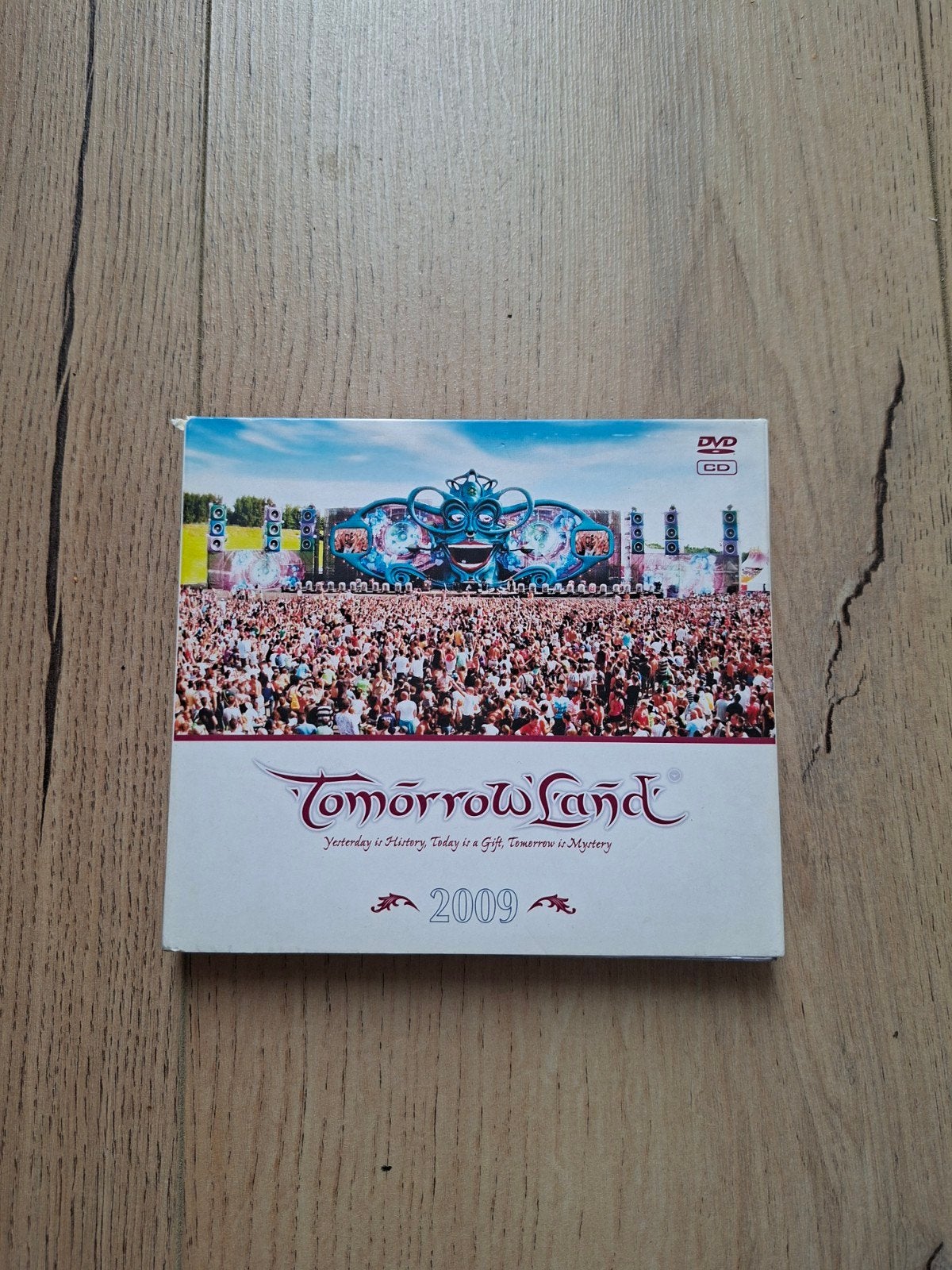 Tomorrowland 2009 CD et DVD, Enlèvement