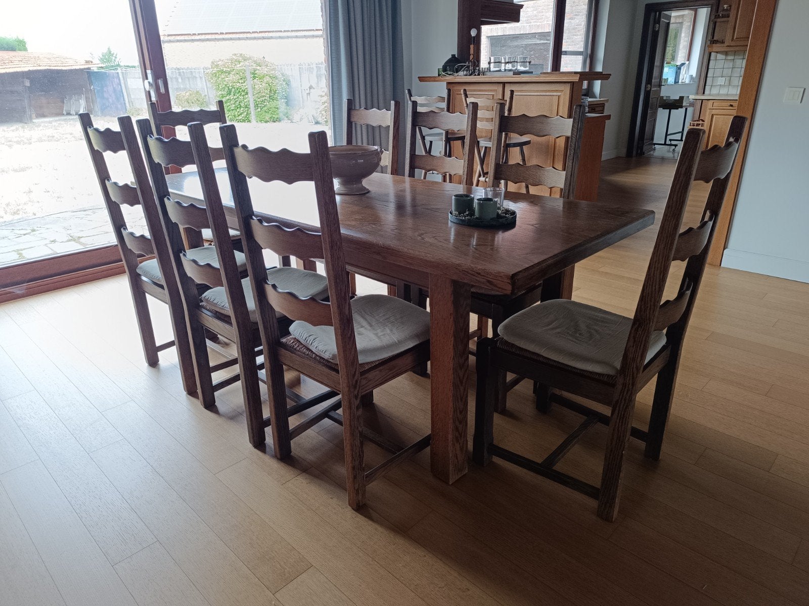 Table à manger en chêne massif avec 8 chaises, Enlèvement