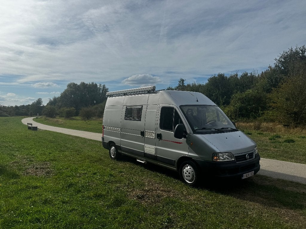 Camperbus Fiat Ducato Joint 2-uitvoering (geen zelfbouw), Luifel, Fiat, Vloeistofverwarming, Tot en met 3
