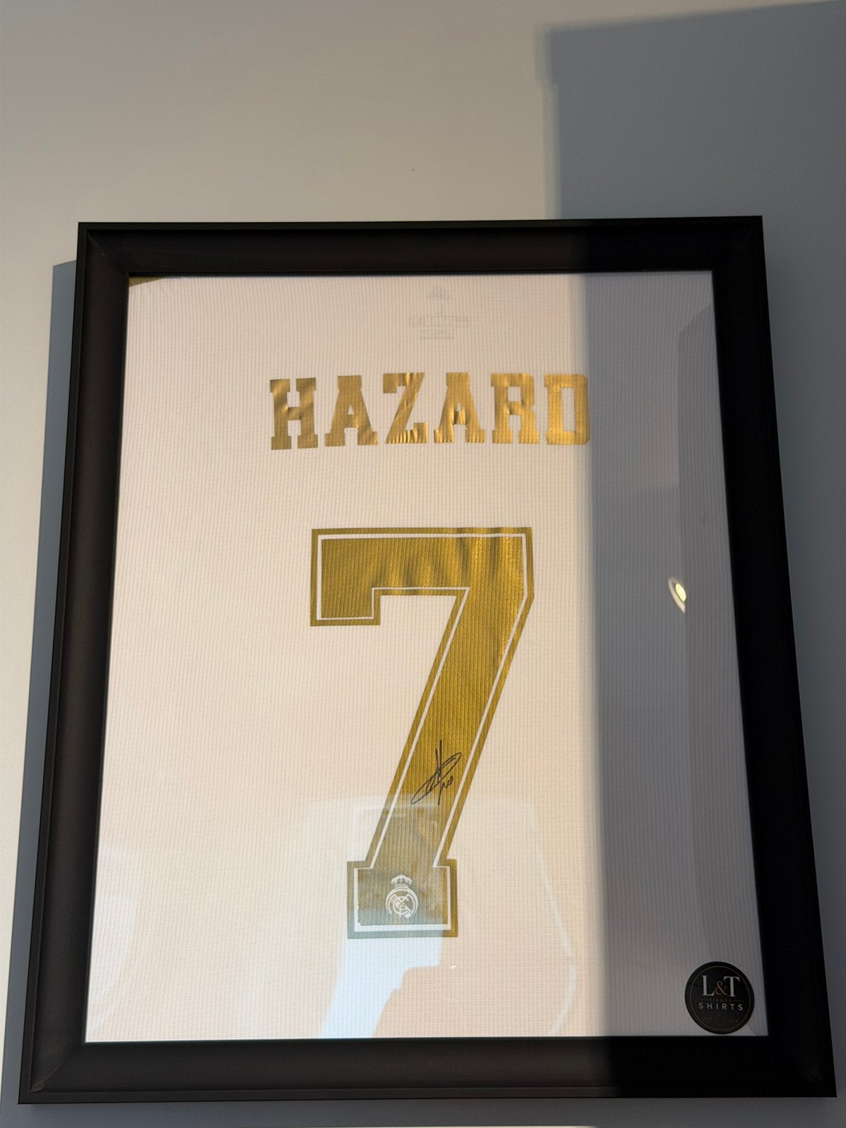 Eden hazard gesigneerd shirt real madrid., Huis en Inrichting, Woonaccessoires | Tekstborden en Spreuken, Ophalen of Verzenden