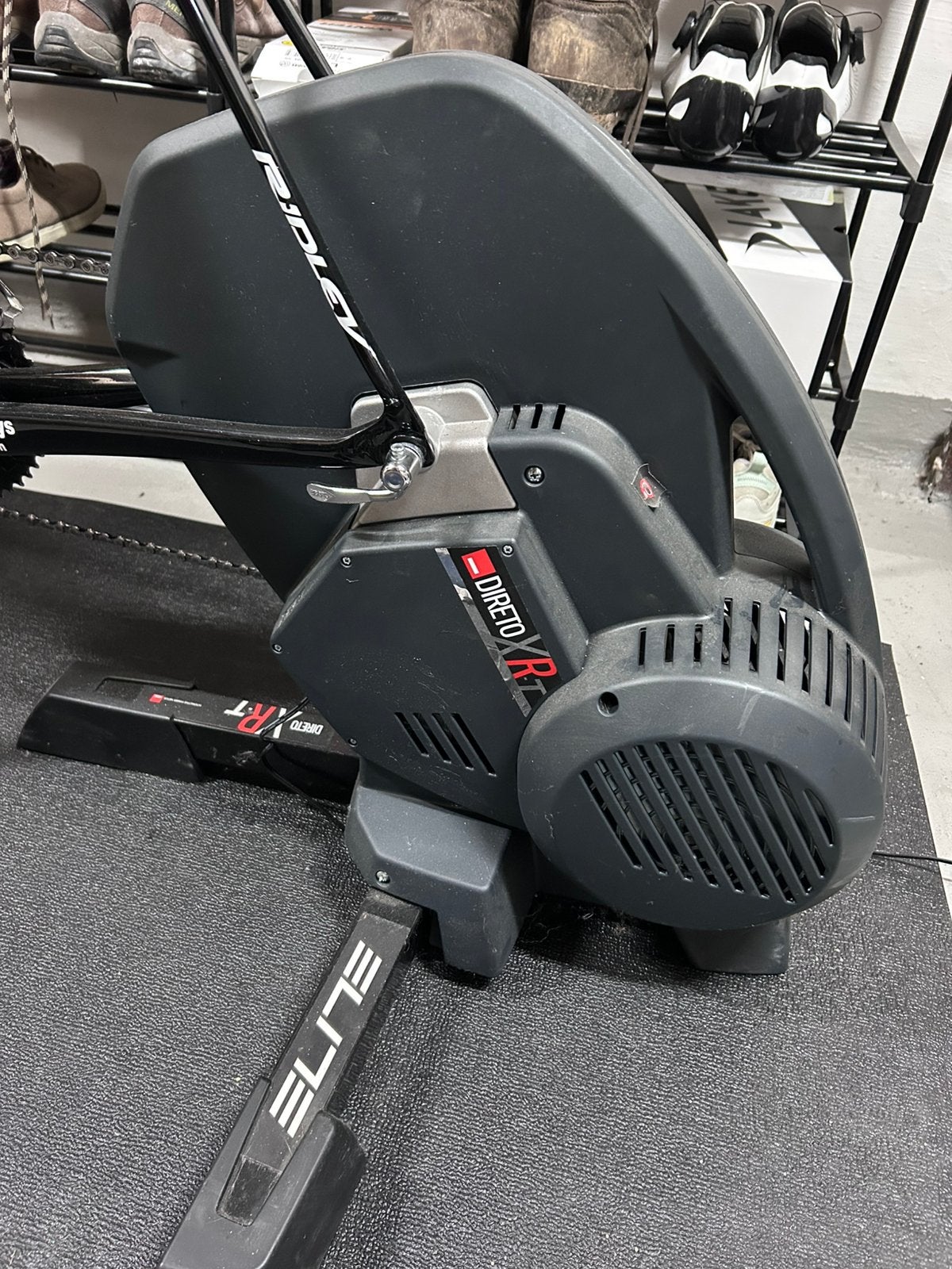 Elite direto XR-T, Ophalen, Gebruikt