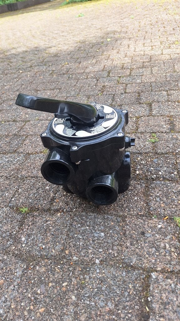 6-wegkraan Bering, Tuin en Terras, Zwembad-toebehoren, Zo goed als nieuw, Zwembadpomp, Ophalen