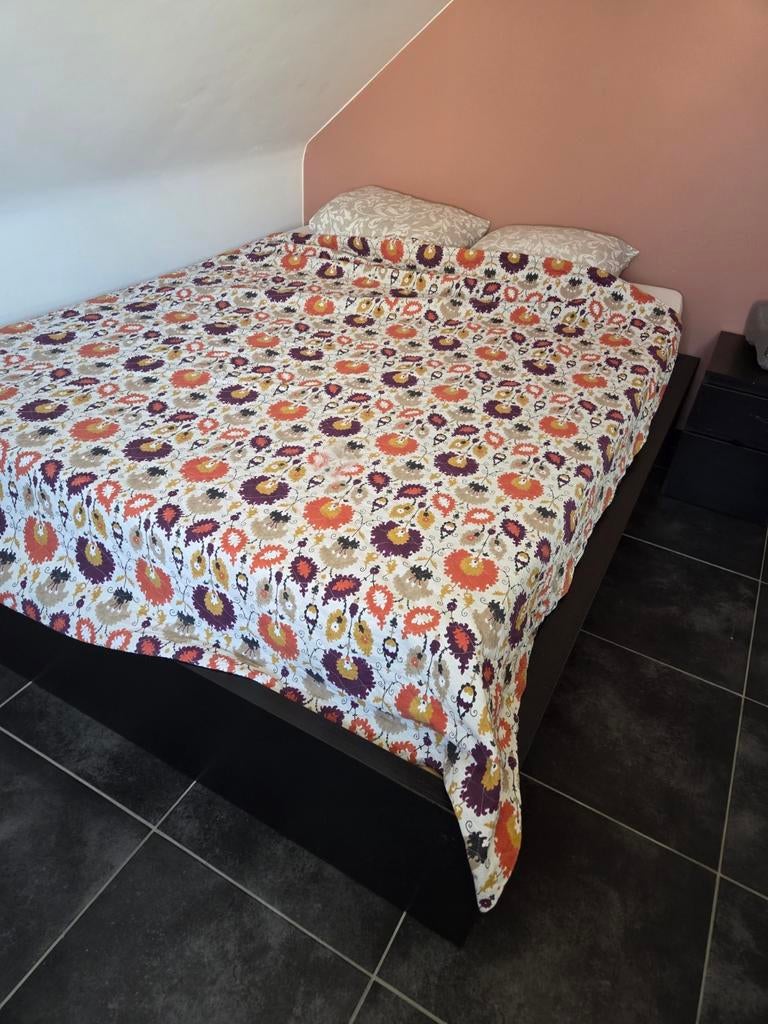 Ikea bed, Huis en Inrichting, Ophalen