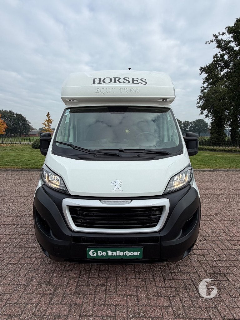 Unieke kans! Nieuwstaat Equitrek 4.400KM! Geen BTW!, Animaux & Accessoires, Enlèvement, Comme neuf, Remorque 2 chevaux
