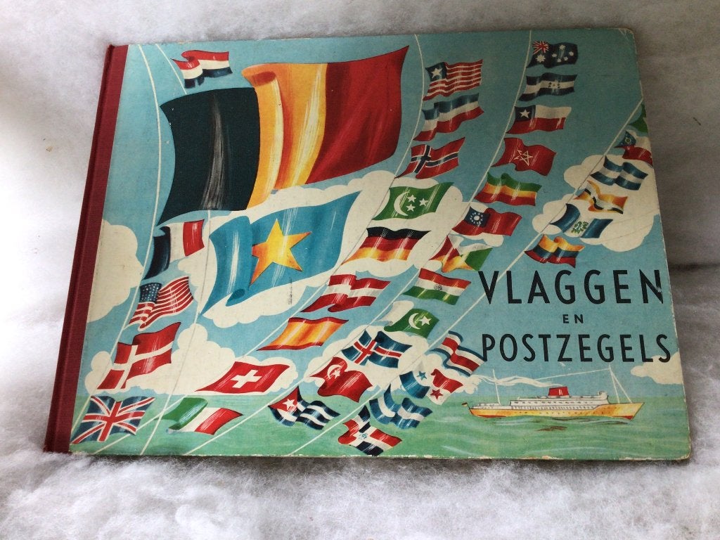 Oud boek. Vlaggen en postzegels.  A. Blonk 1955, Ophalen of Verzenden