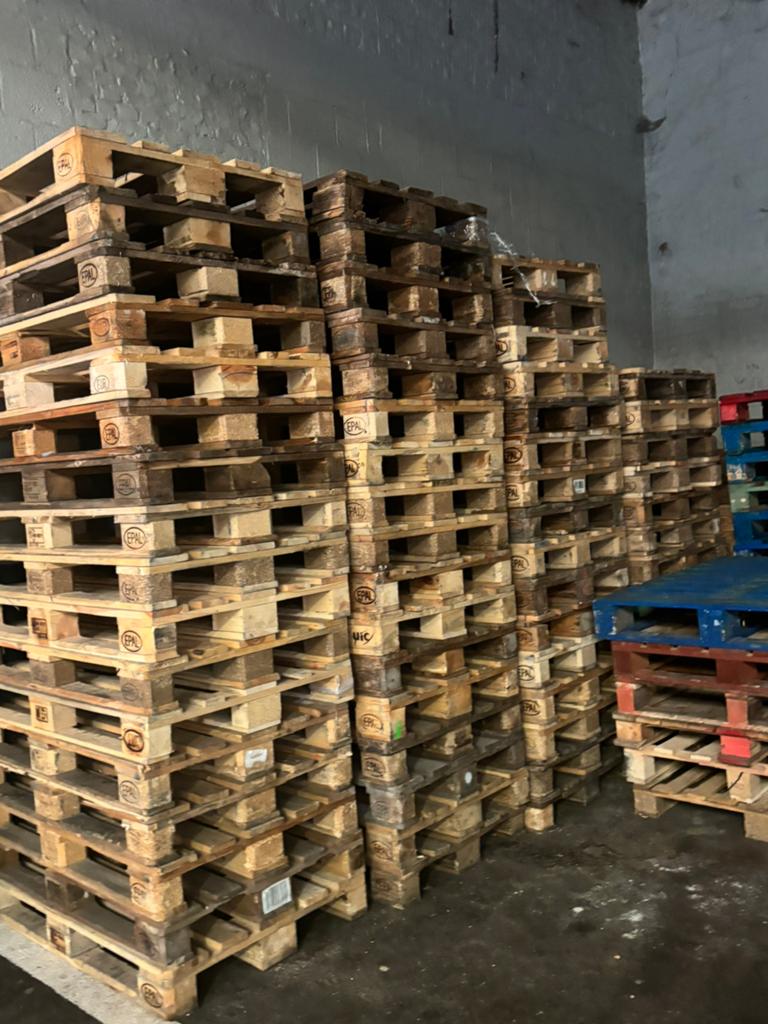 Palette Euro 6€ pc a recuperer sur Anvers, Bricolage & Construction, Enlèvement ou Envoi, Comme neuf