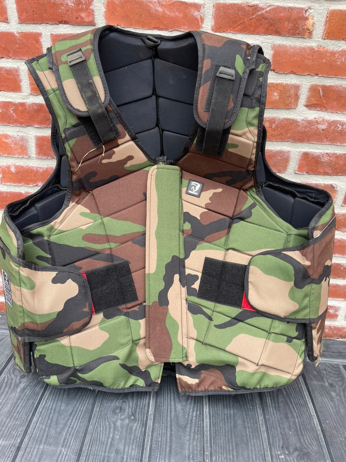 Bodyprotector volwassen, Ophalen, Zo goed als nieuw