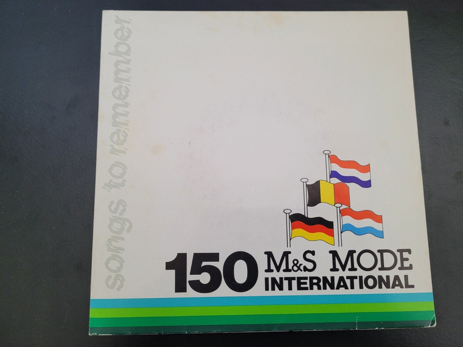 Vinyl Single 150 M&S Mode international, Enlèvement ou Envoi, Utilisé