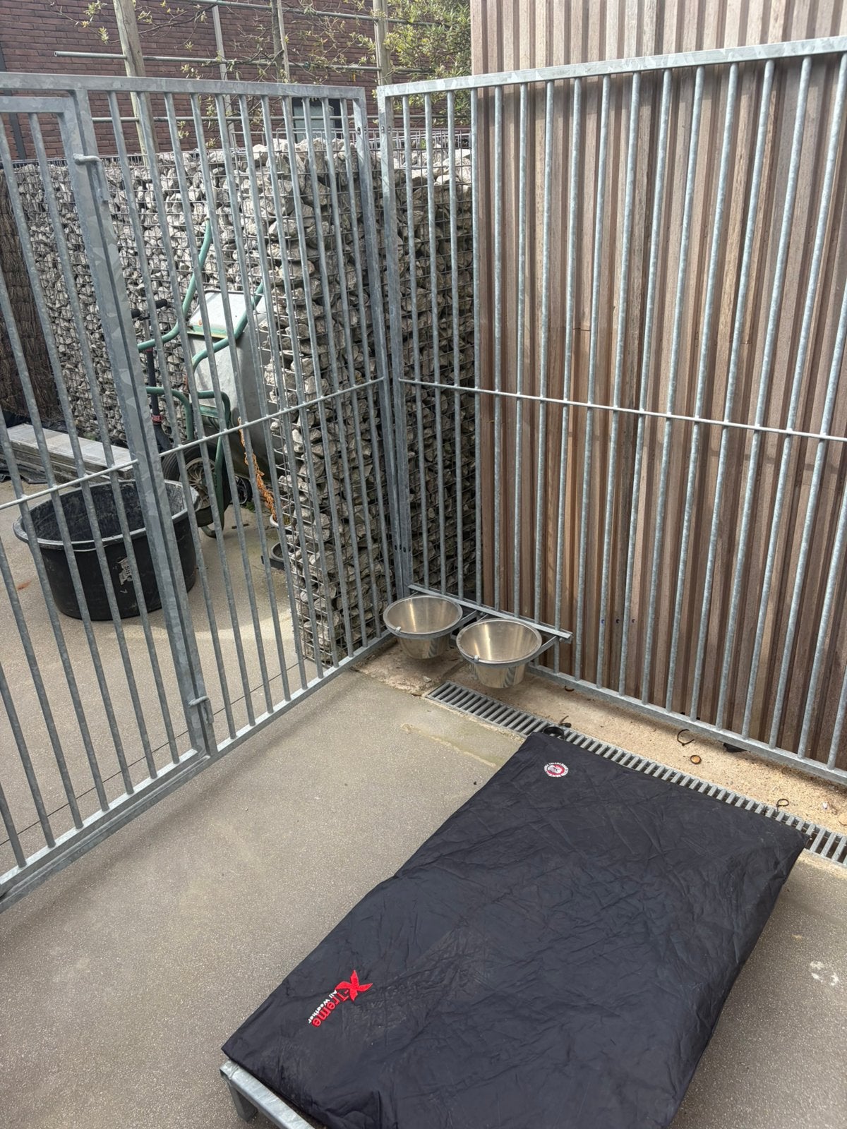 Hondenkennel, Ophalen of Verzenden, Zo goed als nieuw, Hondenkennel