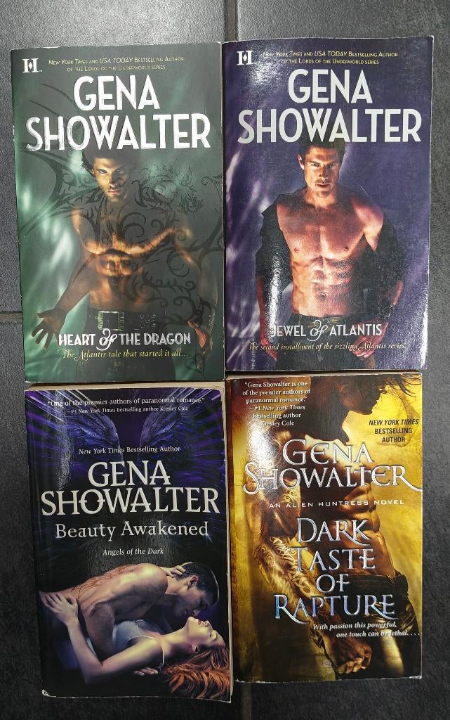 Set van 4 boeken Gena Showalter Romantasy Engelstalig, Boeken, Ophalen of Verzenden, Gelezen