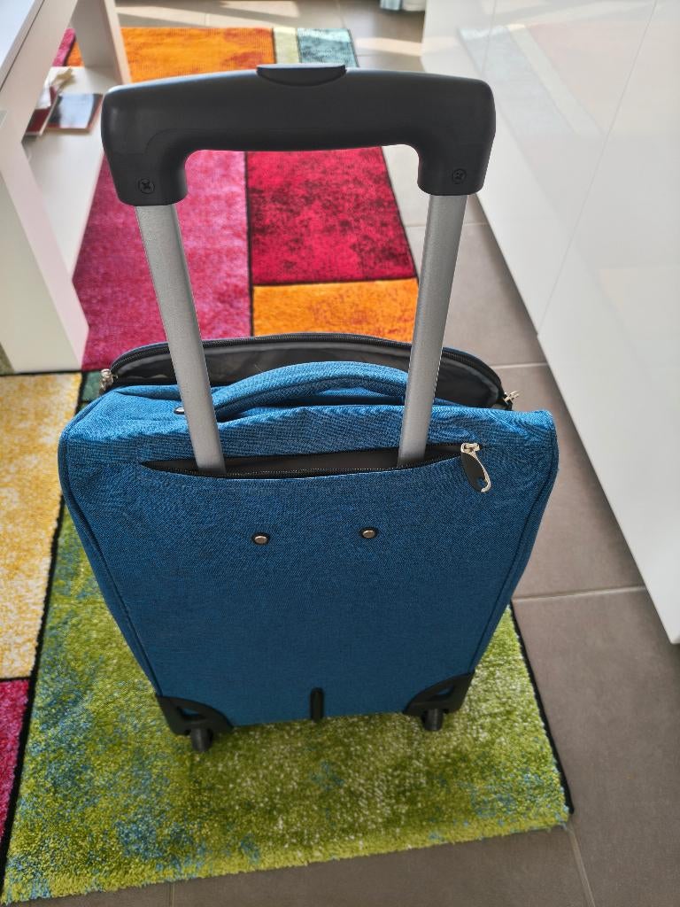 Valises trolley, Enlèvement, Comme neuf