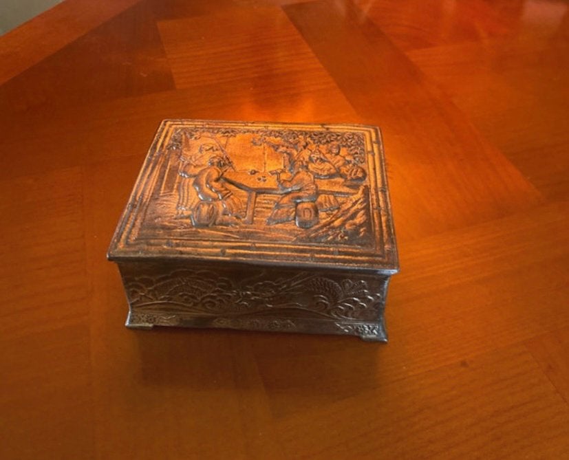 Boîte à bijoux ancienne, Enlèvement ou Envoi