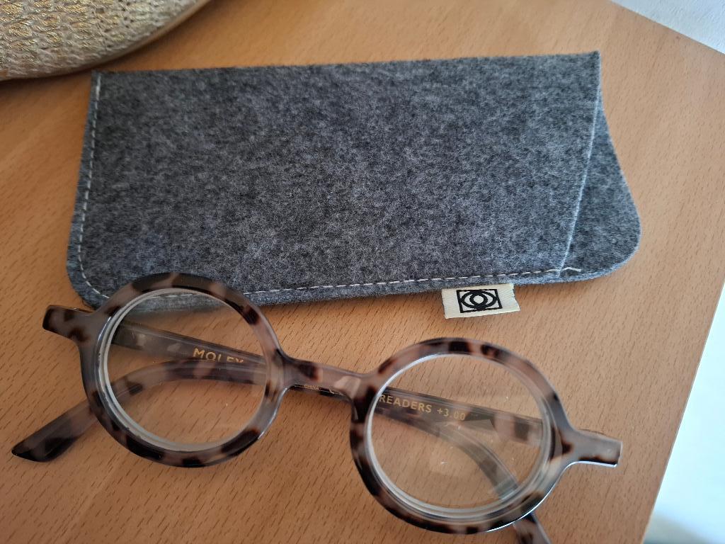 belles lunettes de lecture, Envoi, Comme neuf