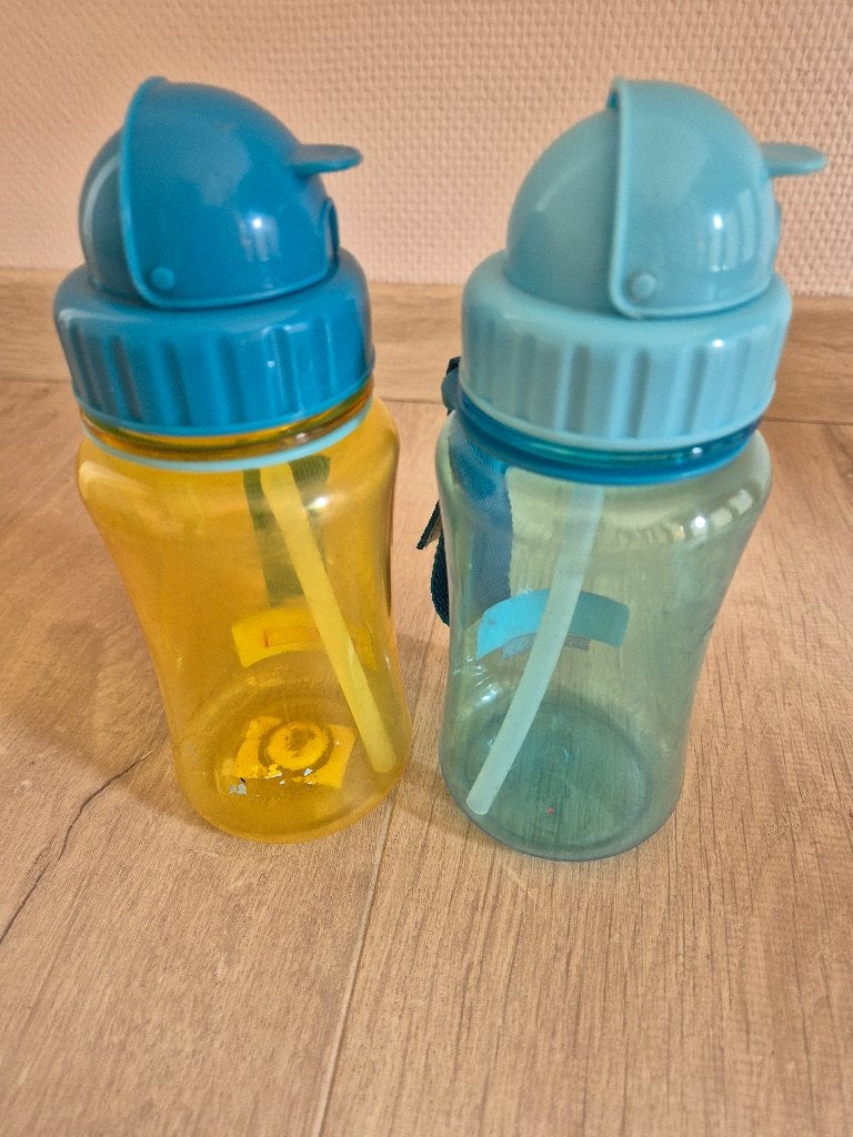 2 Drinkflessen 'Skiphop', Ophalen of Verzenden, Gebruikt