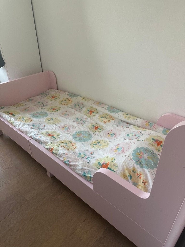 Roze IKEA meegroeibed 80 x 200, Kinderen en Baby's, Ophalen, Gebruikt, 180 cm of meer, 70 tot 85 cm