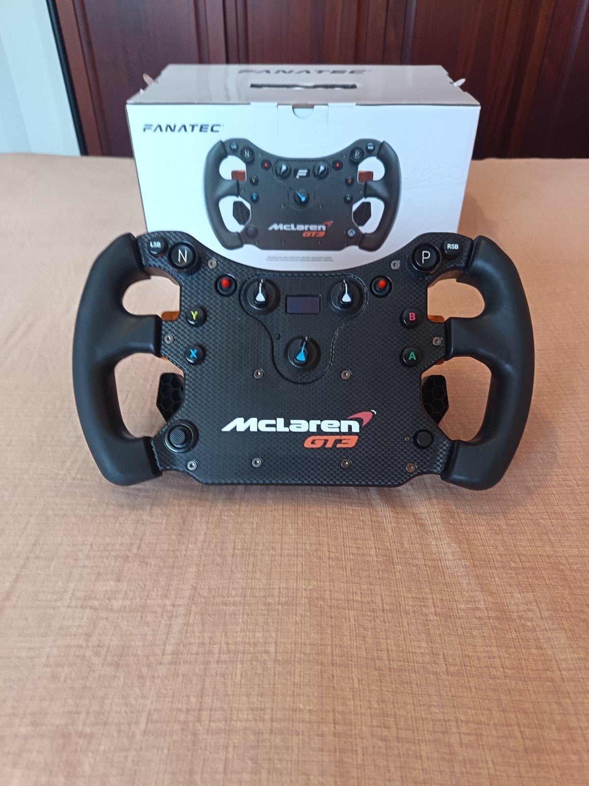 Volant Fanatec CSL Elite McLaren GT3 V2, Ophalen
