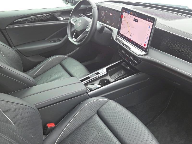 Volkswagen Passat Elegance Business Mhev - Leder - Carplay -, Automaat, 1498 cc, https://public.car-pass.be/vhr/3c54a1af-ccc2-4067-aa7e-a7559e86d791