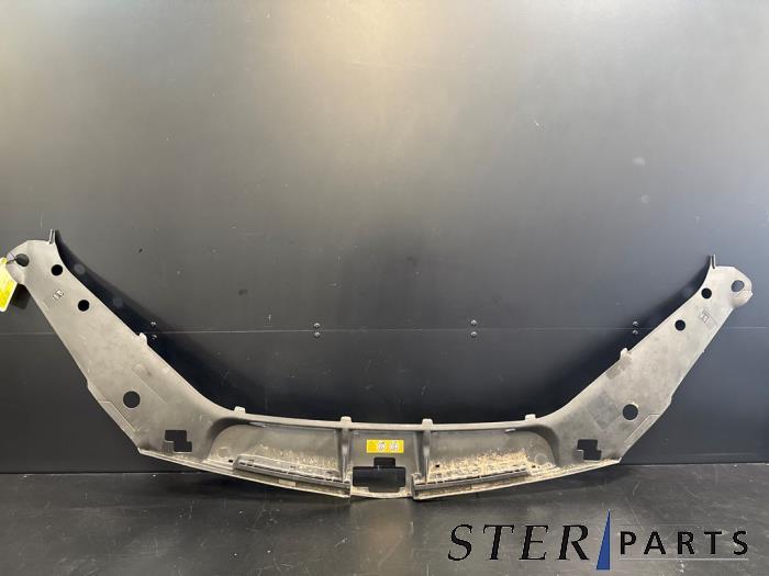 Plaque de protection divers d'un Mercedes GLE, Autos : Pièces & Accessoires, Autres pièces automobiles, Mercedes-Benz, Utilisé
