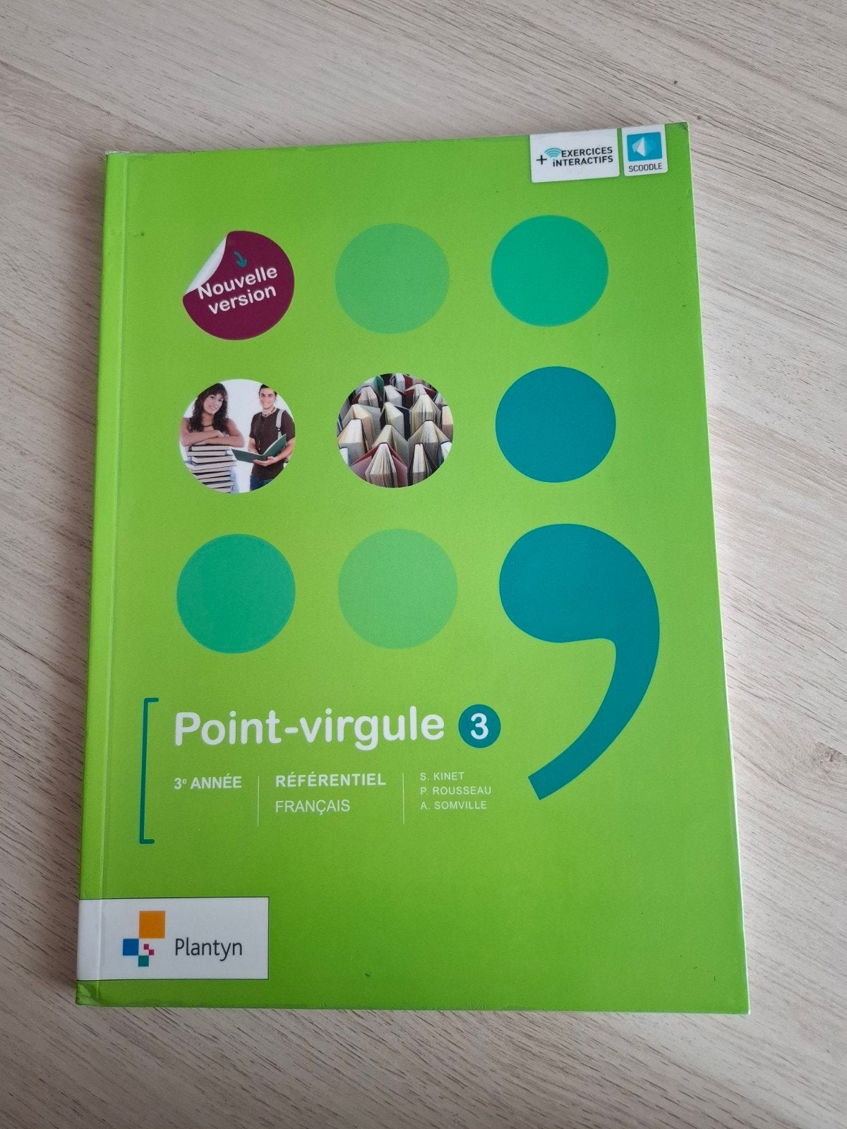 point virgule 3, Livres