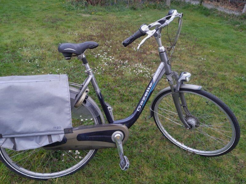Te koop niet elektrische fiets gazelle orange Xtra, Fietsen en Brommers, Fietsen | Dames | Damesfietsen, Gebruikt, Gazelle, 50 tot 53 cm
