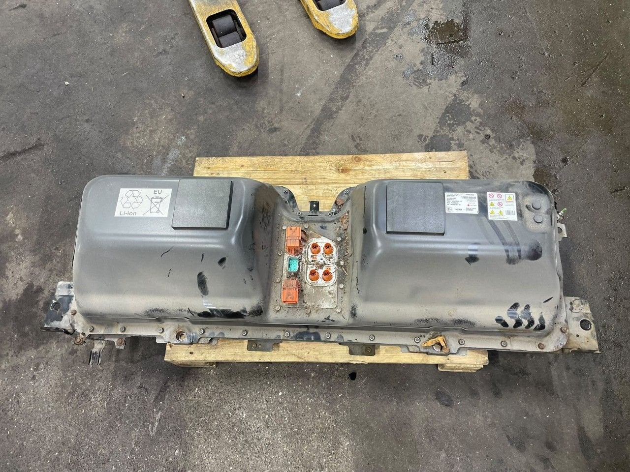 Hybride hoogspannings accu DS DS 7, Onderdelen@venauto.nl, Van der Ven Autorecycling B.V., Ettenseweg 76, 4706 PB Roosendaal, The Netherlands