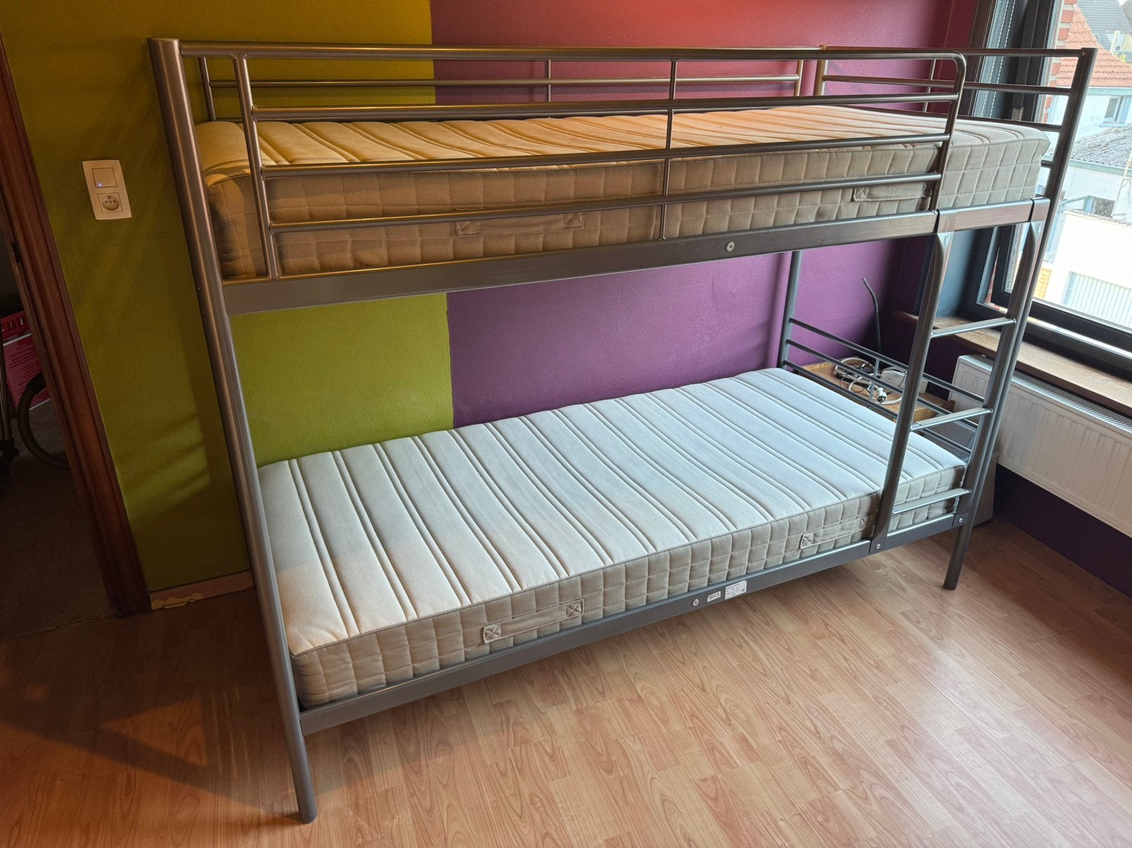 Metalen Stapelbed (90x200 cm), Ophalen, Zo goed als nieuw, Stapelbed
