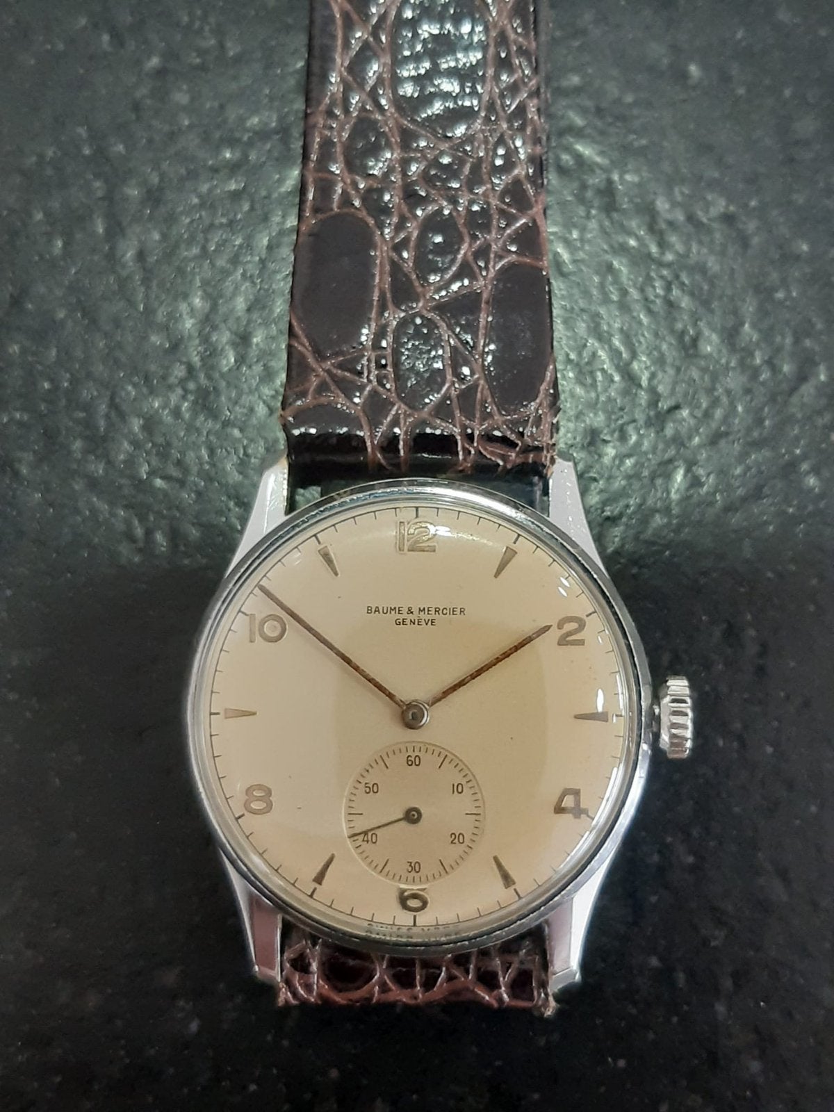 Montre Baume & Mercier année50, Handtassen en Accessoires, Horloges | Heren, Overige merken, Leer, Staal, Polshorloge