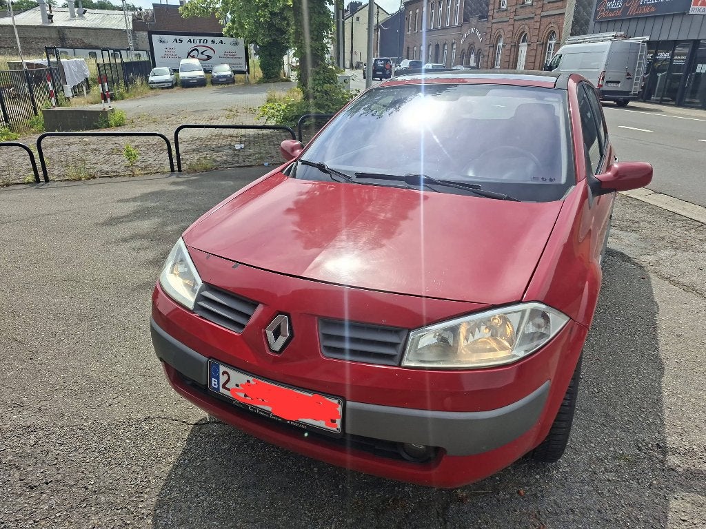 Renault  Megane 1.6 16v 160000klm 2003 1750 euros, Autos, Renault, Rouge, Achat, Entreprise, Boîte manuelle