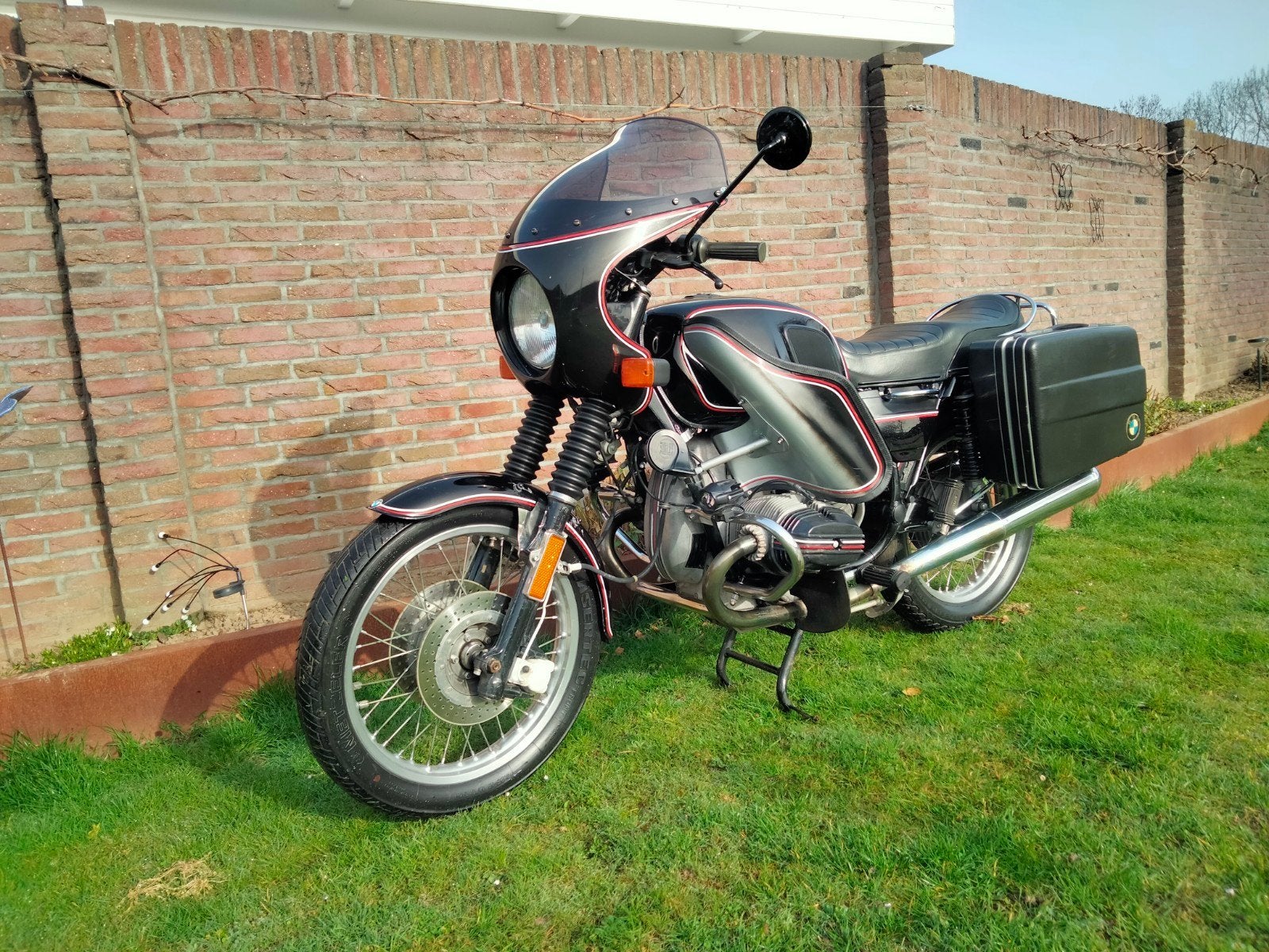 BMW R75/7, Motoren, Ophalen