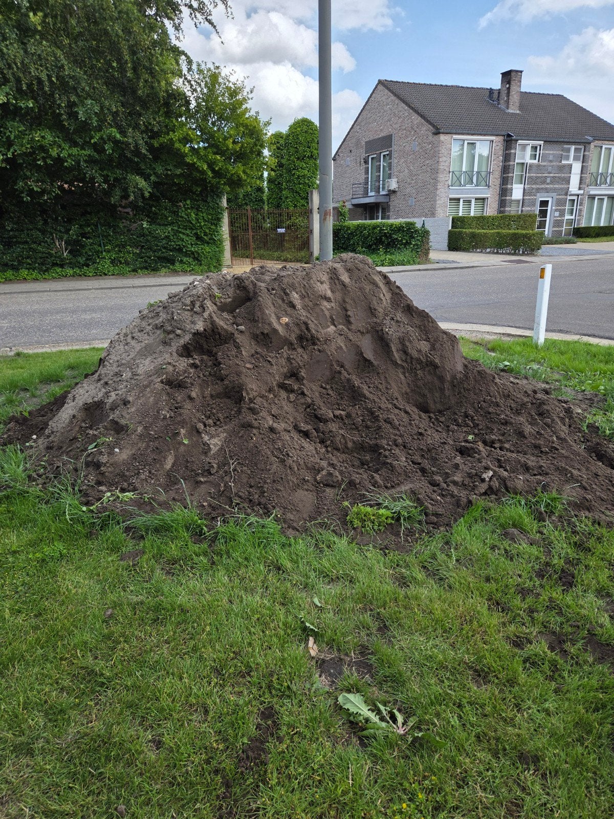 Gratis zwarte zand, Enlèvement
