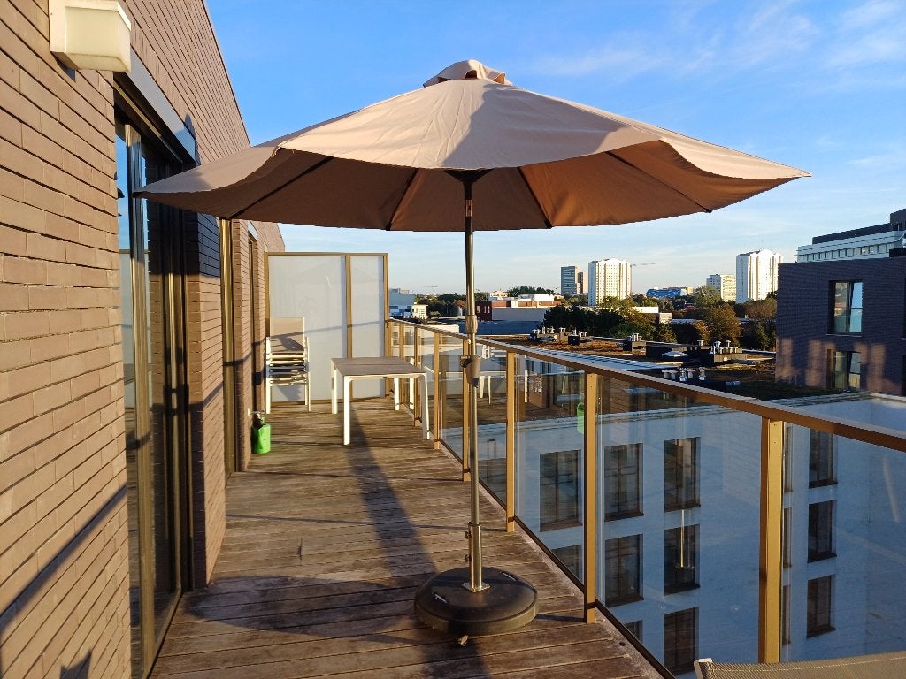 grote parasol, Tuin en Terras, Ophalen, 2 tot 3 meter, Zo goed als nieuw, Kantelbaar