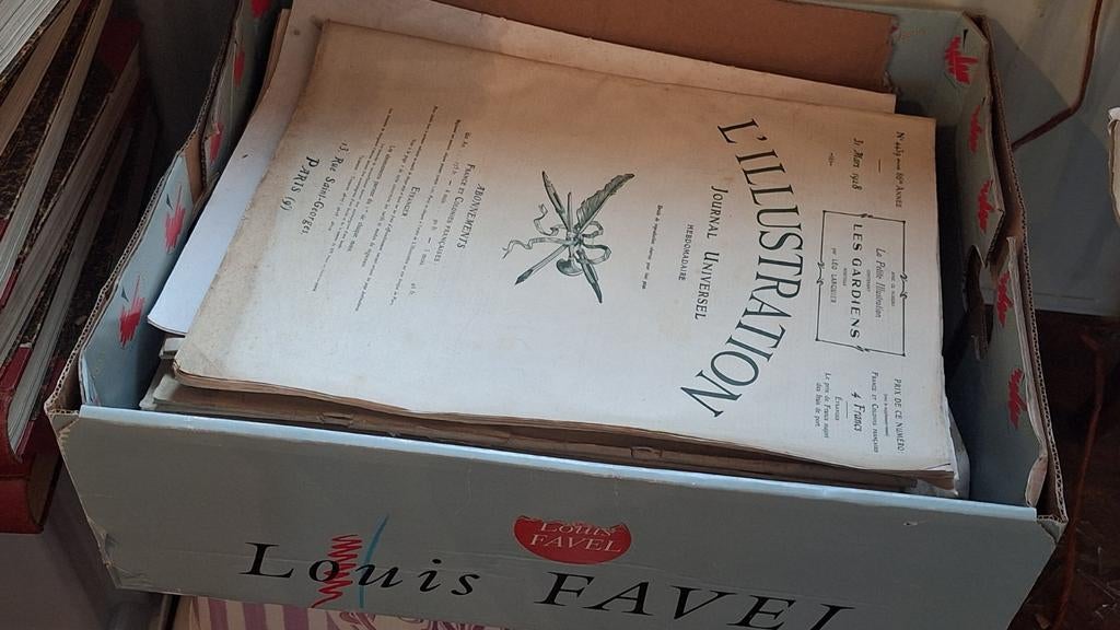 Revue. Livre historique, Livres