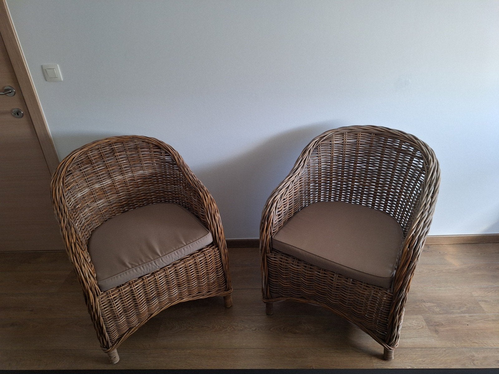 2 rieten stoelen, Huis en Inrichting, Stoelen, Ophalen, Gebruikt, Twee, Bruin