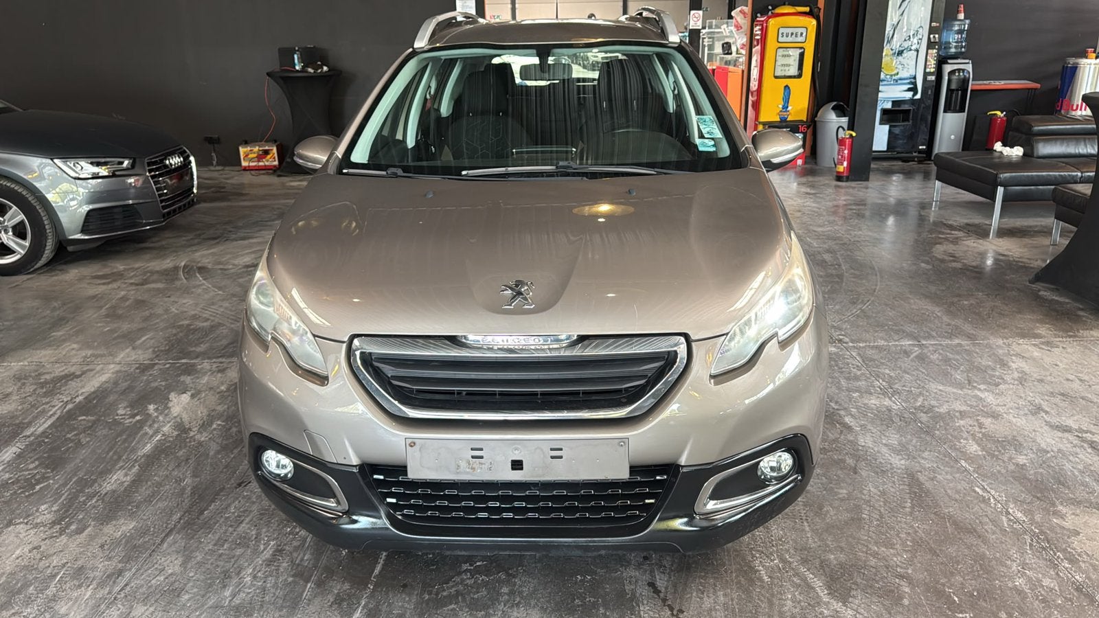 PEUGEOT 2008, Autos, Entreprise, https://public.car-pass.be/vhr/7d2df837-a481-439f-9509-b197f718bc48, Boîte manuelle, 5 portes