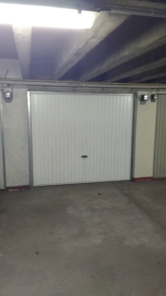 Garage/ opslagplaats te huur Jubileumlaan/ Martelaarslaan, Gent