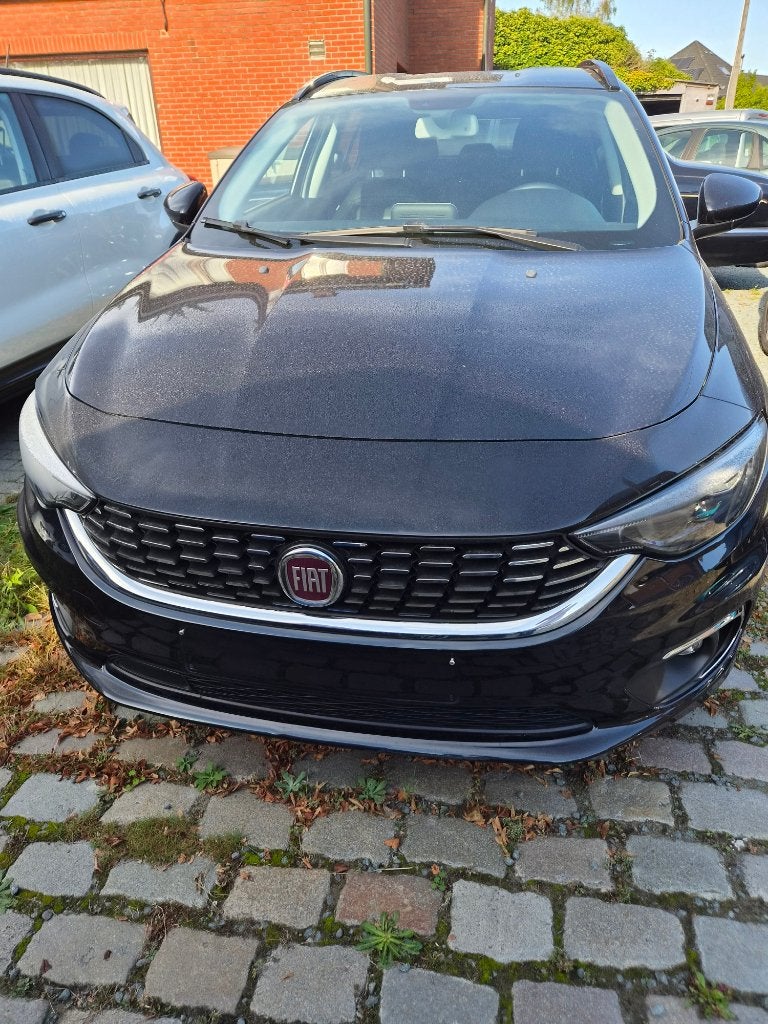 Fiat Tipo SW 1.6 MultiJet Lounge DCT S, Autos, Cuir, Achat, Volant multifonction, Euro 6