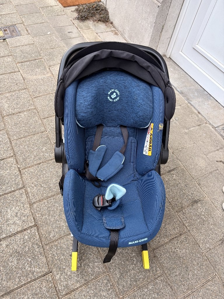 Maxi Cosi Pebble (bleu) avec fixation facile, Enfants & Bébés, Enlèvement ou Envoi, Mode veille, Utilisé, Isofix