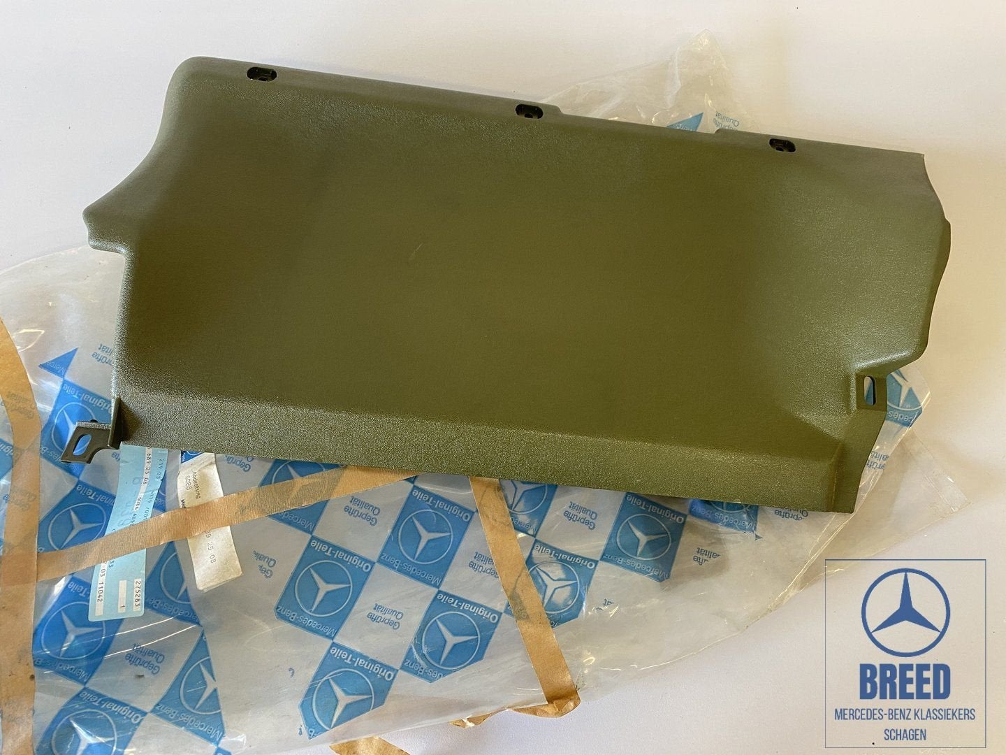 NOS onderpaneel dashboard links voor Mercedes-Benz W123, Autos : Pièces & Accessoires, Neuf, -, -, Enlèvement ou Envoi