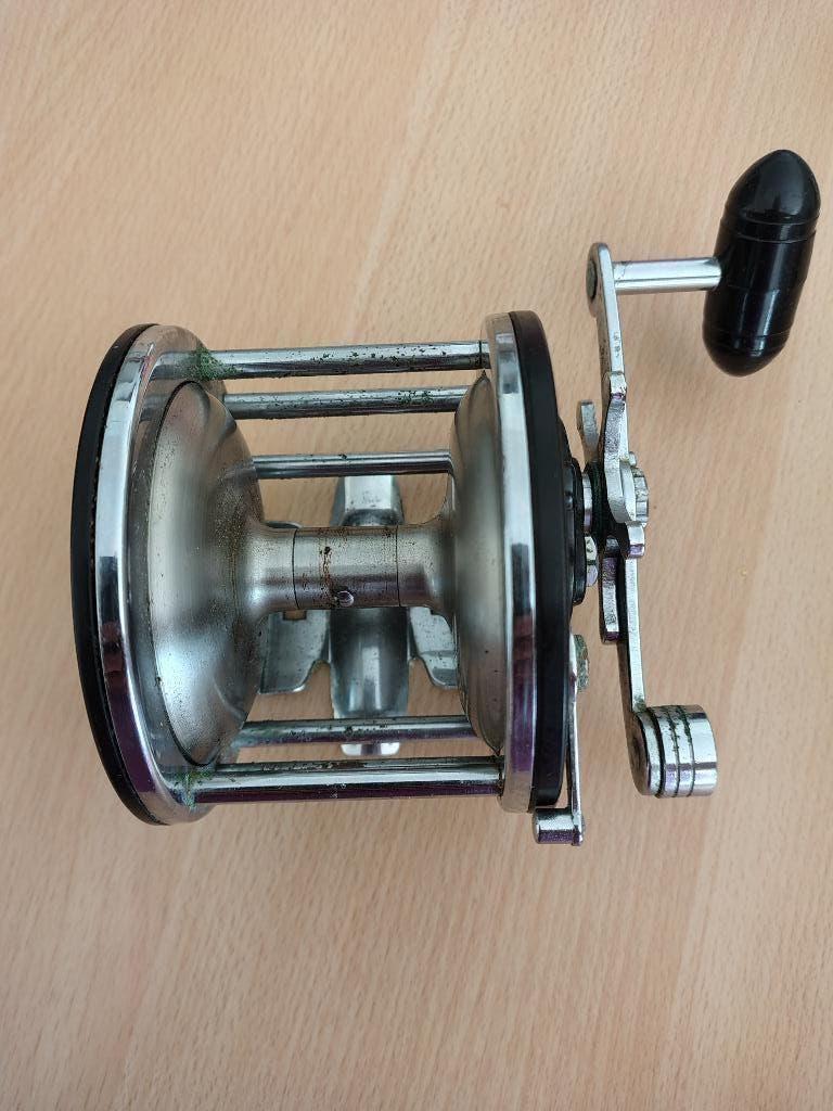 REEL PENN LONG BEACH 66, Ophalen of Verzenden, Zo goed als nieuw, Molen