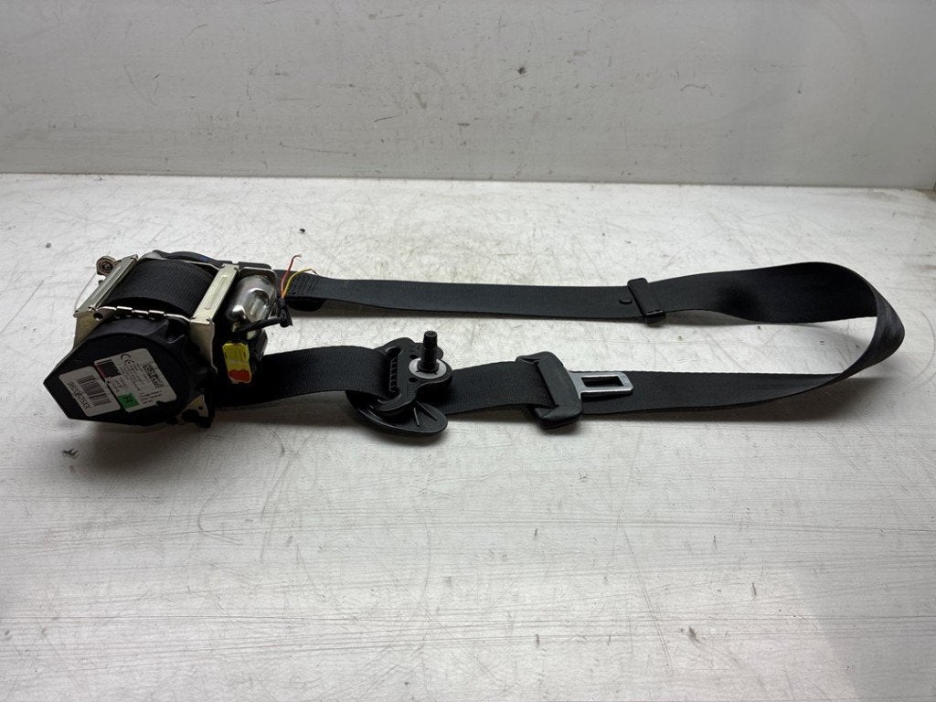 VEILIGHEIDSGORDEL RECHTS VOOR Opel Corsa F (UB / UH / UP), Gebruikt, Opel, Opel Automobile GmbH, Kontakt-opel@opel.com