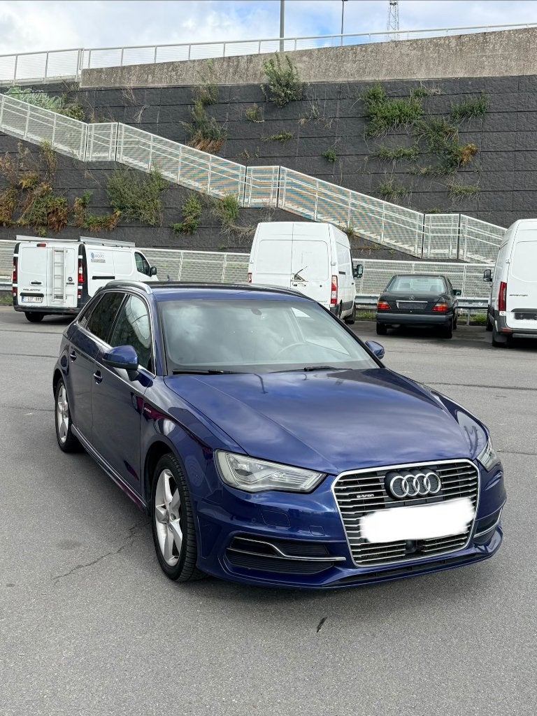 Audi A3 hybride e-tron, Auto's, Automaat, Stof, Euro 6, Blauw