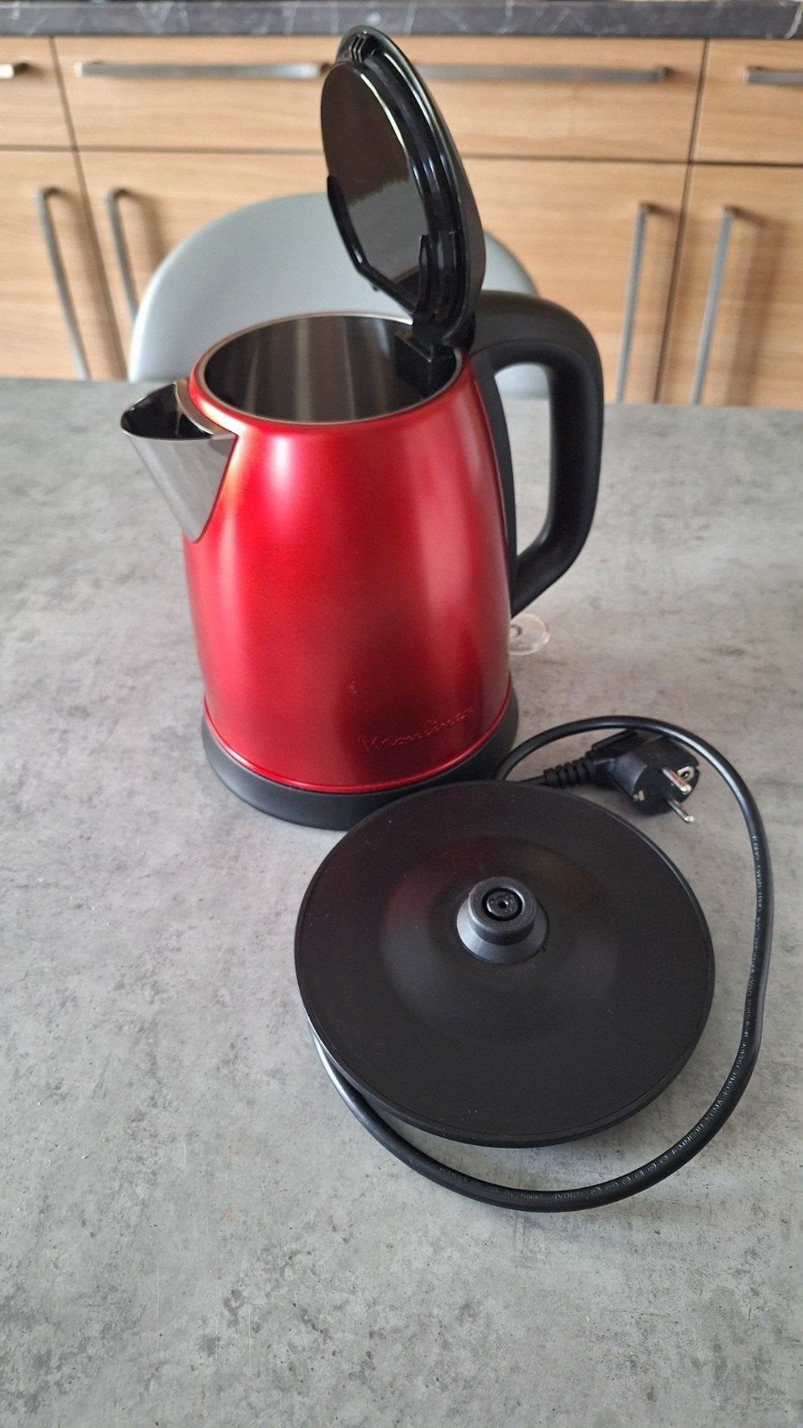 BOUILLOIRE ÉLECTRIQUE 1.7L, Electroménager, Bouilloires, Enlèvement